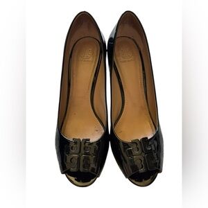 Tory Burch Lowell Wedge Heels Women's 9M Black Patent Leather Peep Toe Office✅